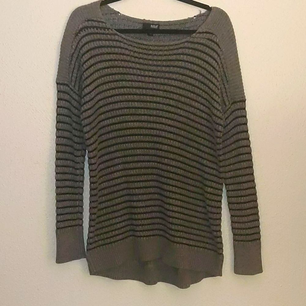 ana striped sweater